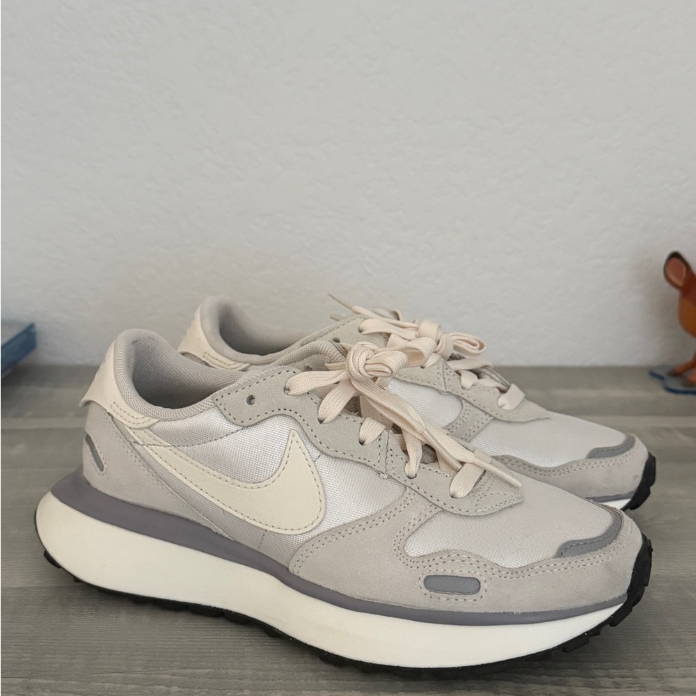 Nike Phoenix Waffle Women's